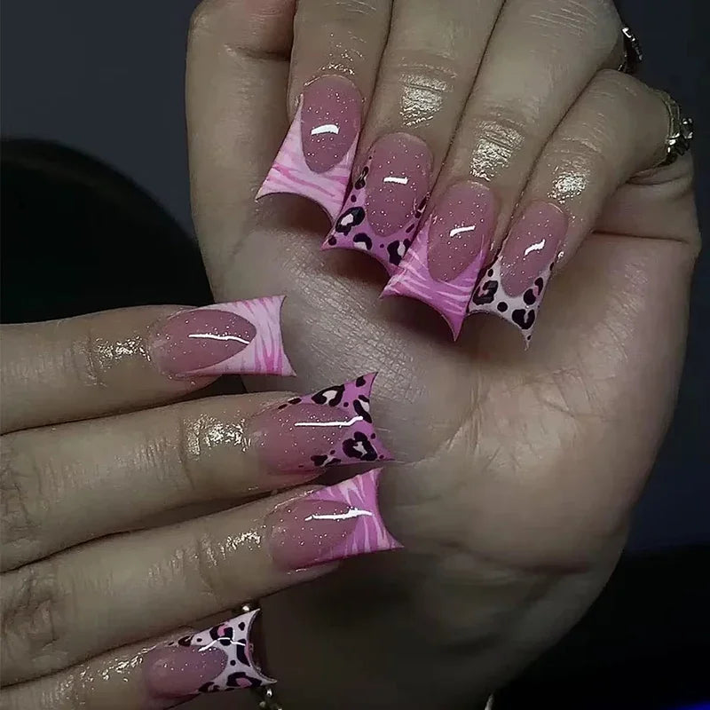 24Pcs Y2K White French Flower Press-On Nails – Diamond Inlaid Duckbill Tips